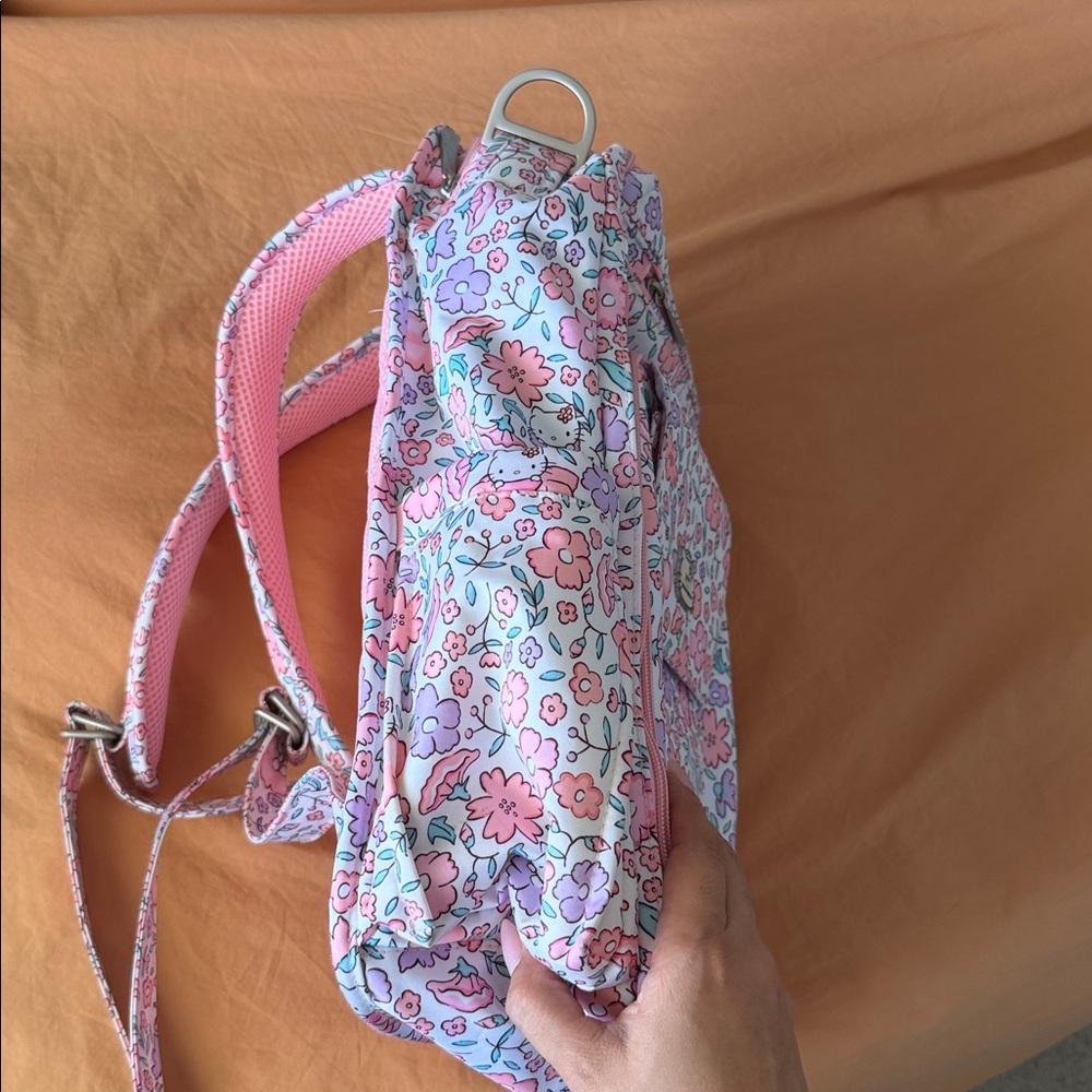 RARE JuJuBe x Hello Kitty "Hello Floral" BRB Backpack - Great Placement! - Picture 7 of 12